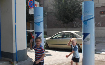 Párakapu alatt hűlhetünk le egy kicsit a Kossuth téren