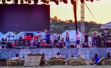 Woodstock-feszt a magyar ugaron