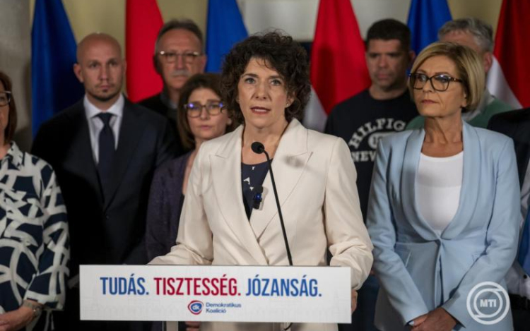 Választás 2026 - Dobrev Klára lemondott a DK elnöki tisztségéről